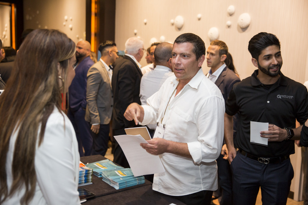 20181004_DEBANKED_WEB_005