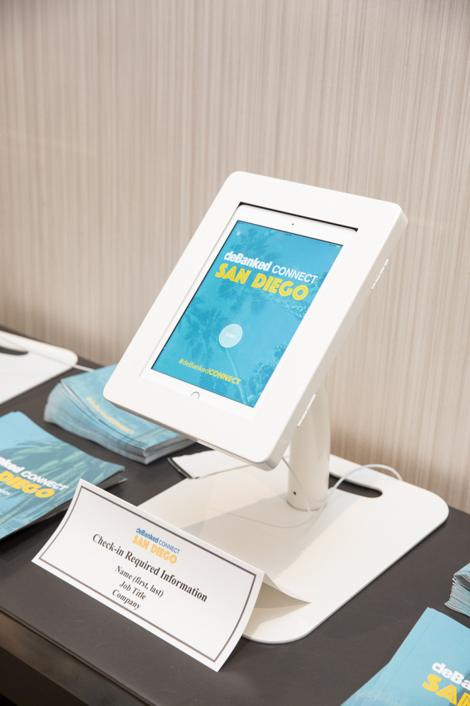 20181004_DEBANKED_WEB_081