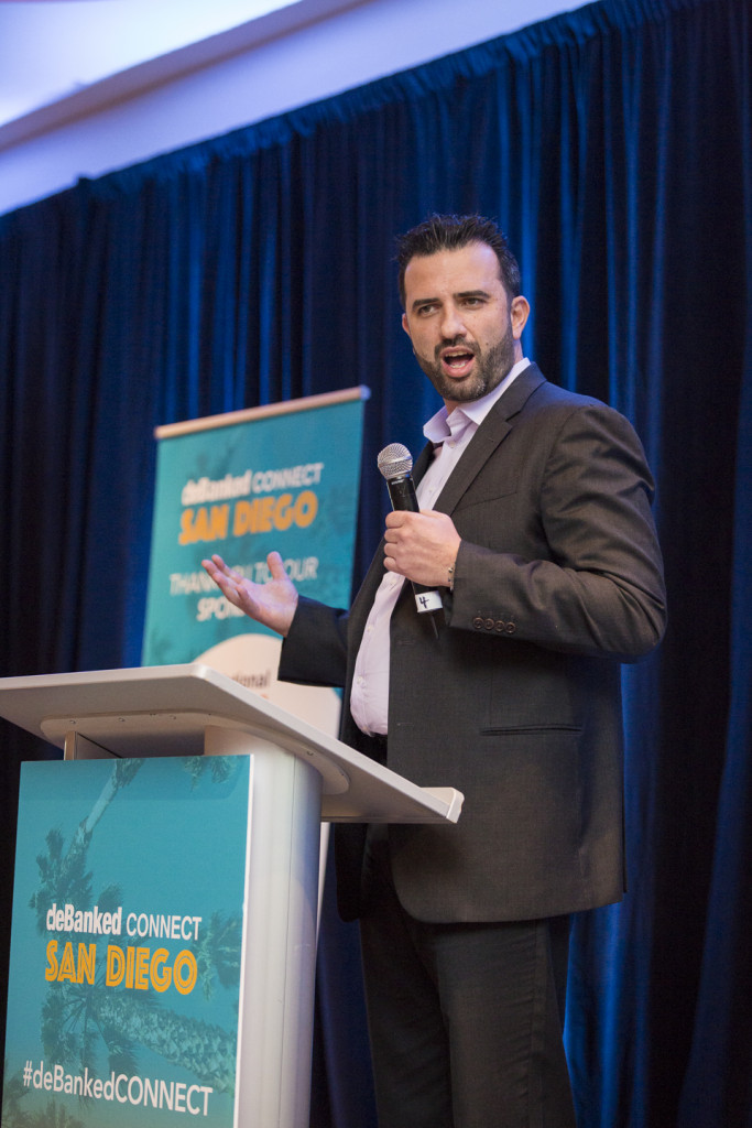 20181004_DEBANKED_WEB_119