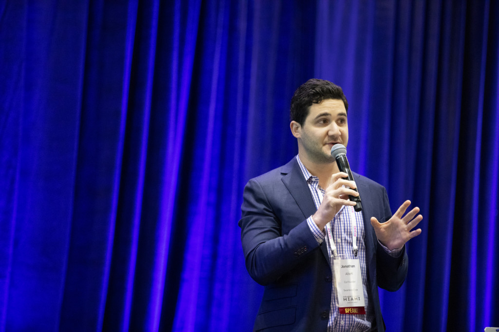 DeBanked_Miami_220_B37A0391-E