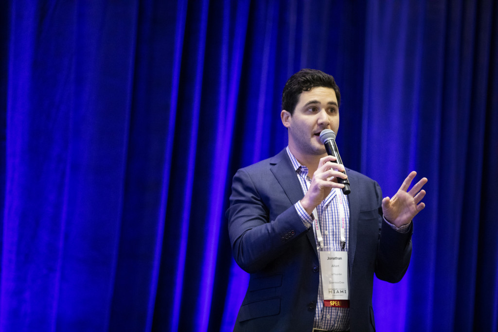 DeBanked_Miami_221_B37A0394-E